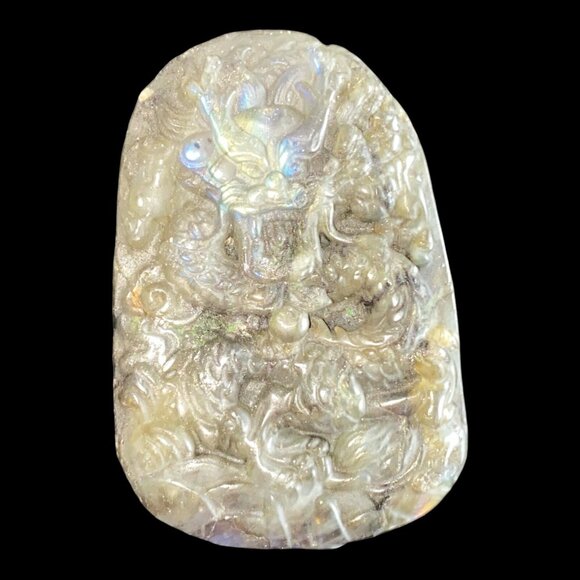 Carved Labradorite Dragon cabochon - Picture 3 of 15